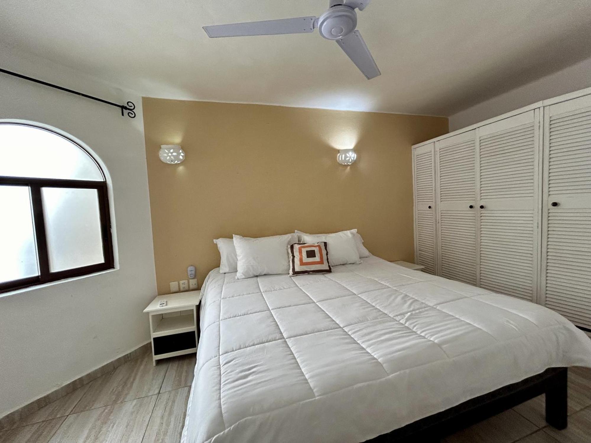 Khách sạn Coco De Mar Quinta Avenida
