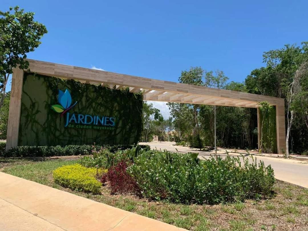 Casa Ruisu 2 Plantas Amueblada Alberca En Mayakoba Seguridad Bien Ubicada Jardines Senderos Comercios Casa de férias *