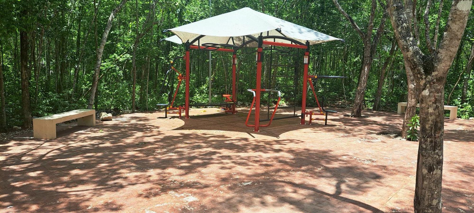 Casa de férias Casa Ruisu 2 Plantas Amueblada Alberca En Mayakoba Seguridad Bien Ubicada Jardines Senderos Comercios Playa del Carmen