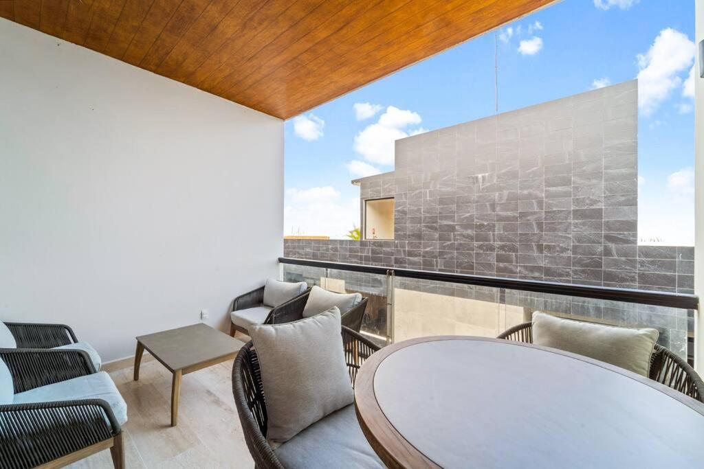 Apartment Luxury Penthouse, Pool, Gym, 5mins To Playa del Carmen