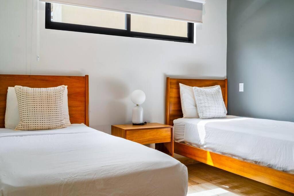 Luxury Penthouse, Pool, Gym, 5mins To Apartment Playa del Carmen