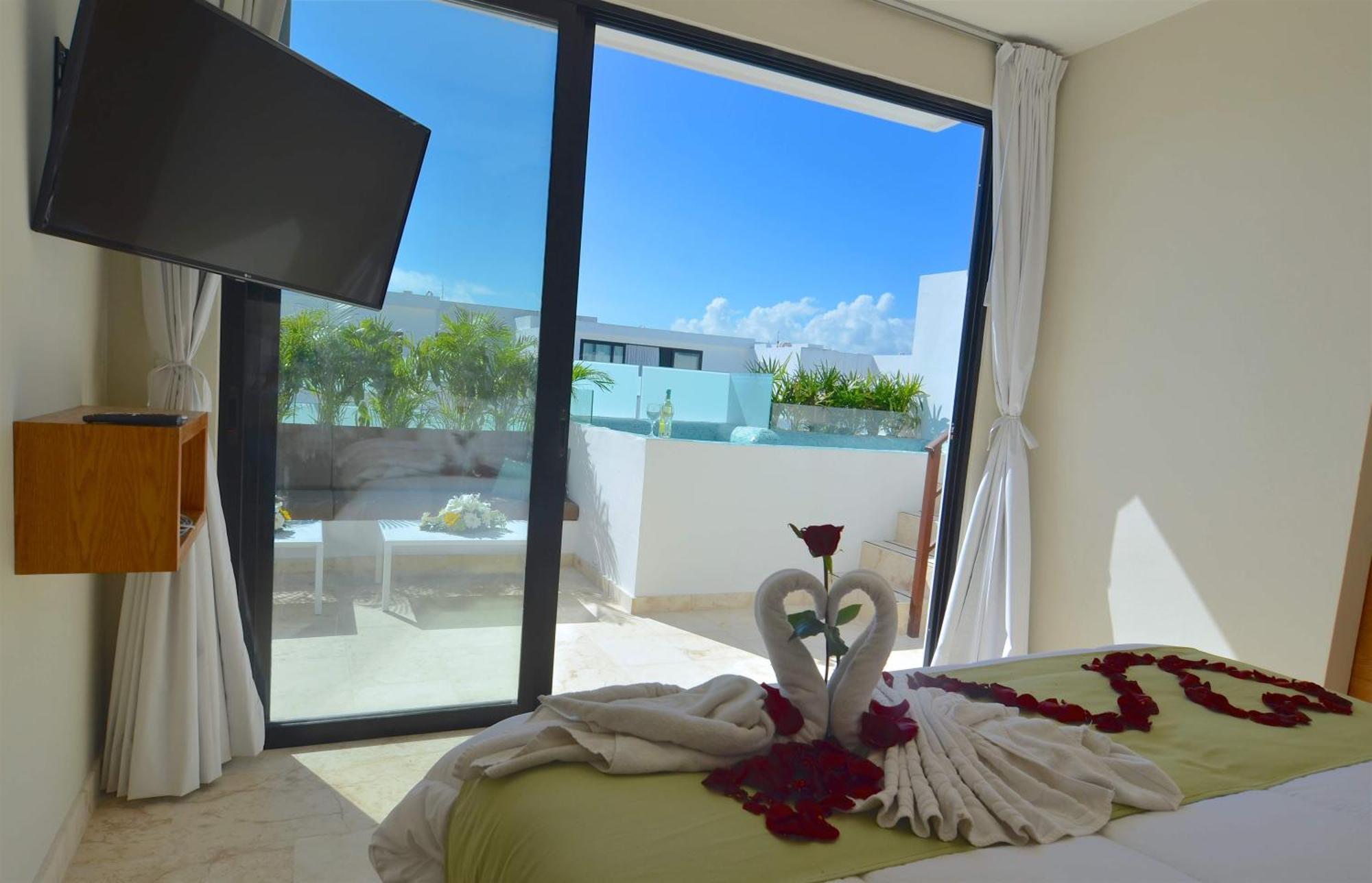 Anah Playa Luxury Penthouses And Apartment