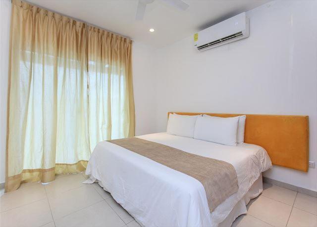 Magic Ph Steps From Mamitas Beach! Apartamento Playa del Carmen