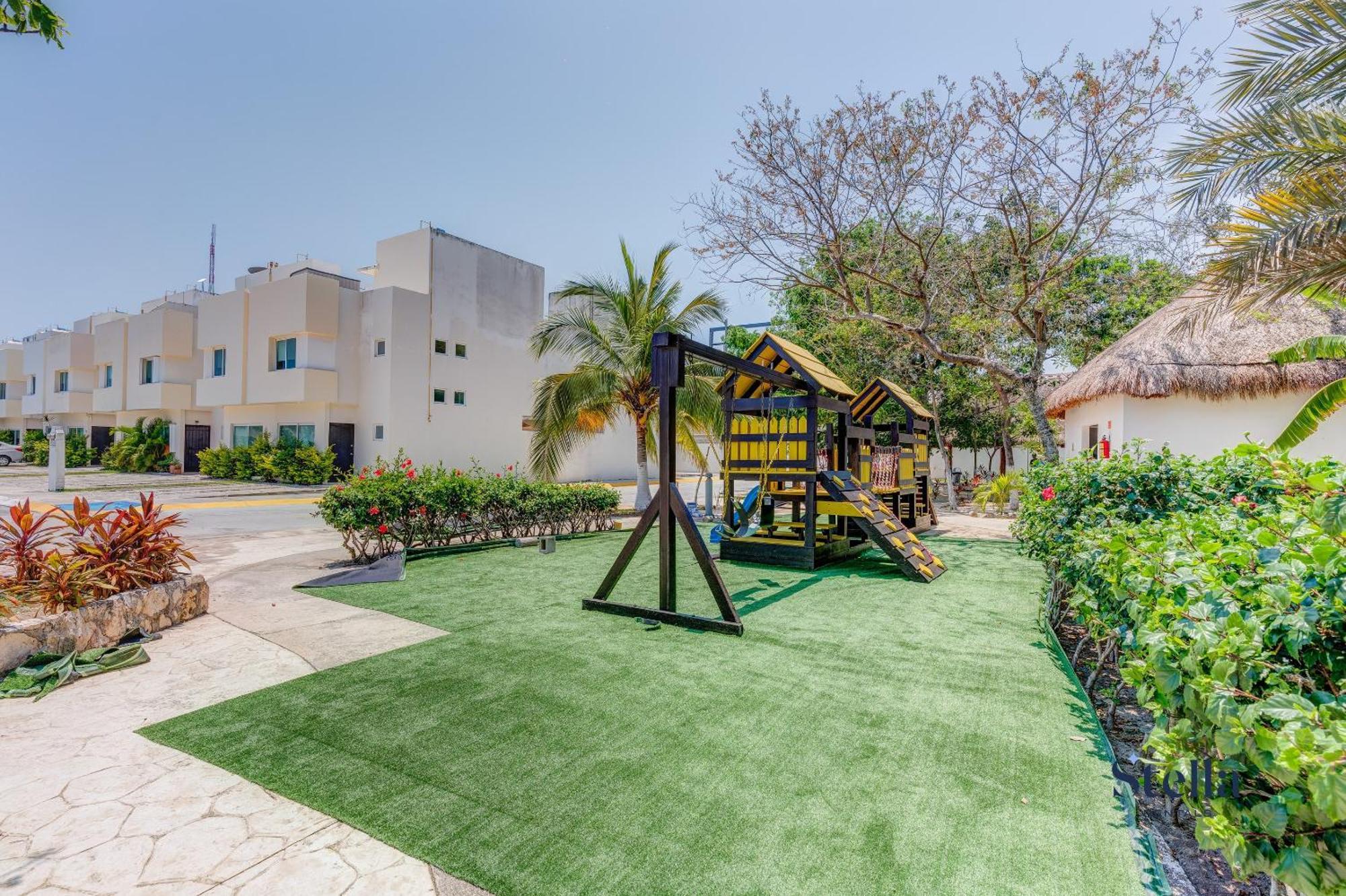 Apartment Private Roof With Bbq Shared Pool And Playground