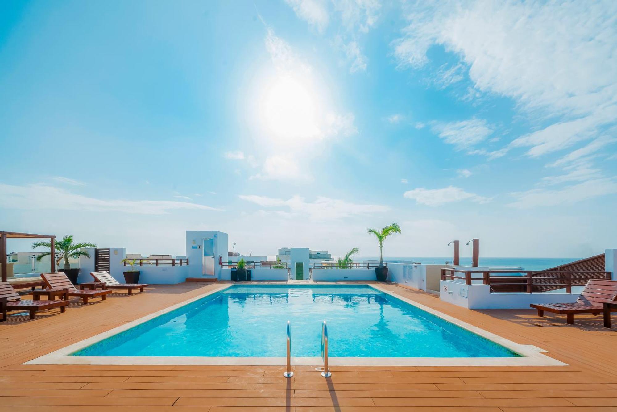 Modern 2 Bedroom With Pool - Near To The - Casa Del Mar 113 Holiday home