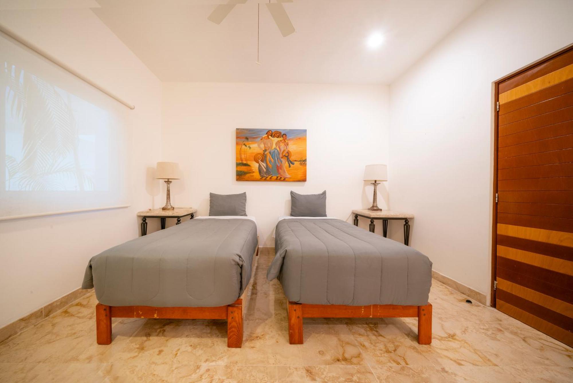 Modern 2 Bedroom With Pool - Near To The - Casa Del Mar 113 Holiday home Playa del Carmen
