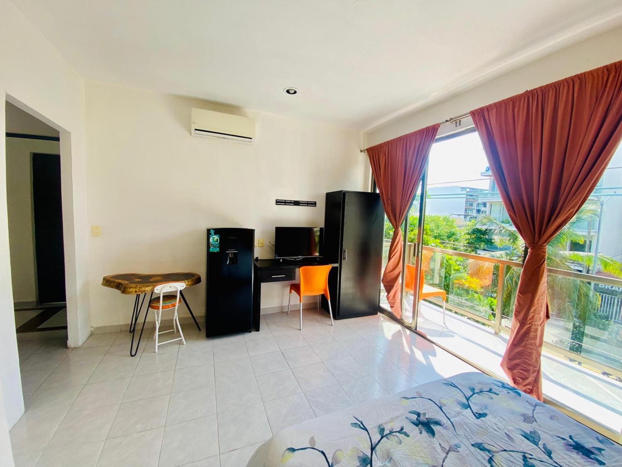 Khách sạn hẻo lánh Tucasaenplaya *