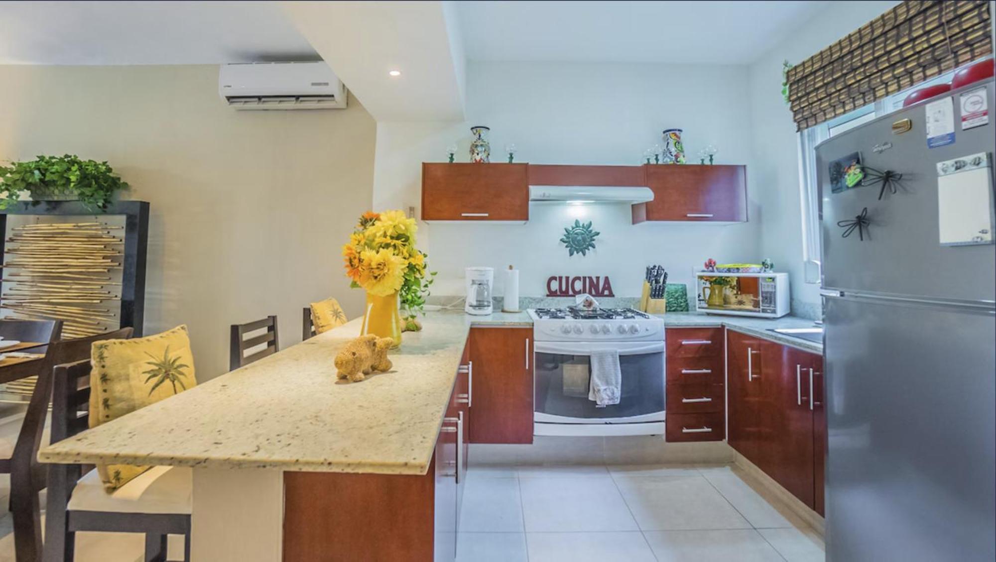 Luxury 2 Level Penthouse With 2 Bedroom - Only 3 Blocks From The - Meridian 310 Holiday home Playa del Carmen