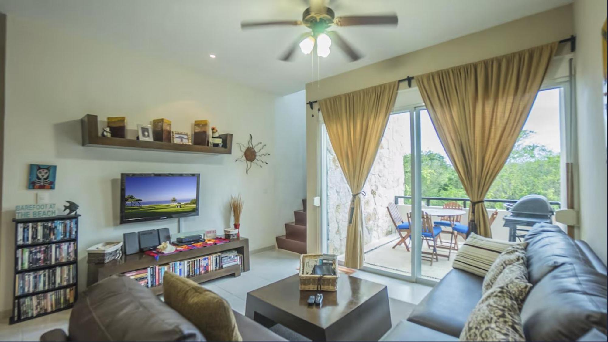 Holiday home Luxury 2 Level Penthouse With 2 Bedroom - Only 3 Blocks From The - Meridian 310