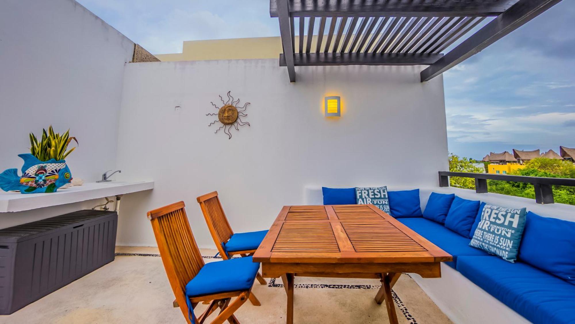 Luxury 2 Level Penthouse With 2 Bedroom - Only 3 Blocks From The - Meridian 310 * Playa del Carmen