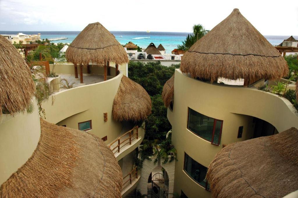 Maya Hotel