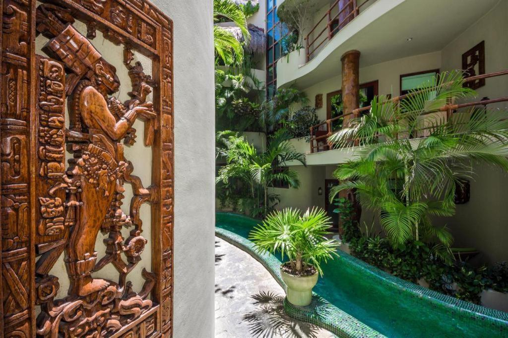 Hotel Maya