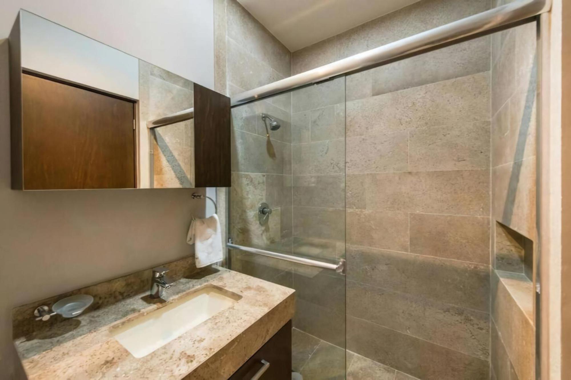 Apartment Tropical 3br Pool Near 5th Avenue & *