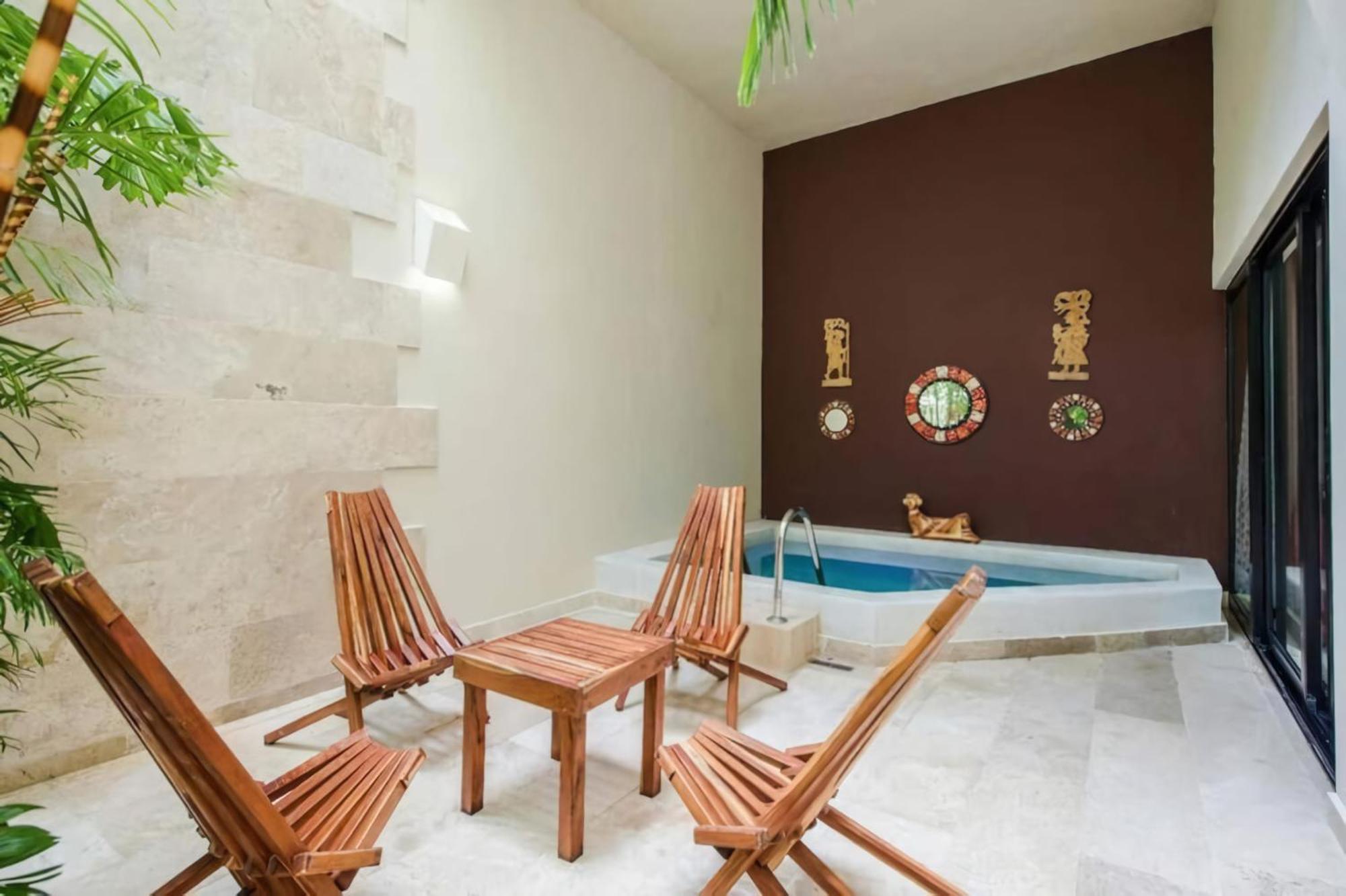 Tropical 3br Pool Near 5th Avenue & * Playa del Carmen