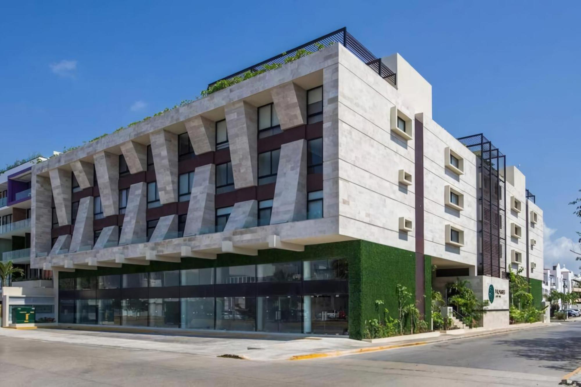 Tropical 3br Pool Near 5th Avenue & Playa del Carmen