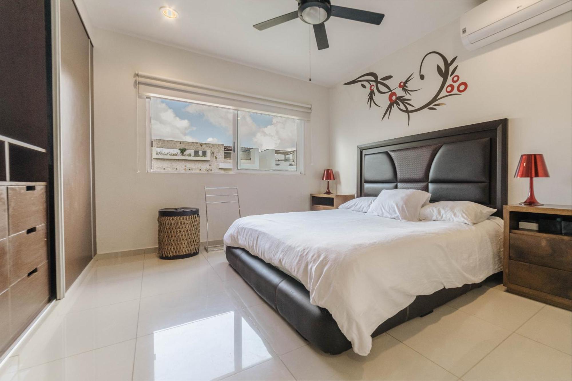 Apartment Penthouse With Rooftop And Jacuzzi In Downtown *