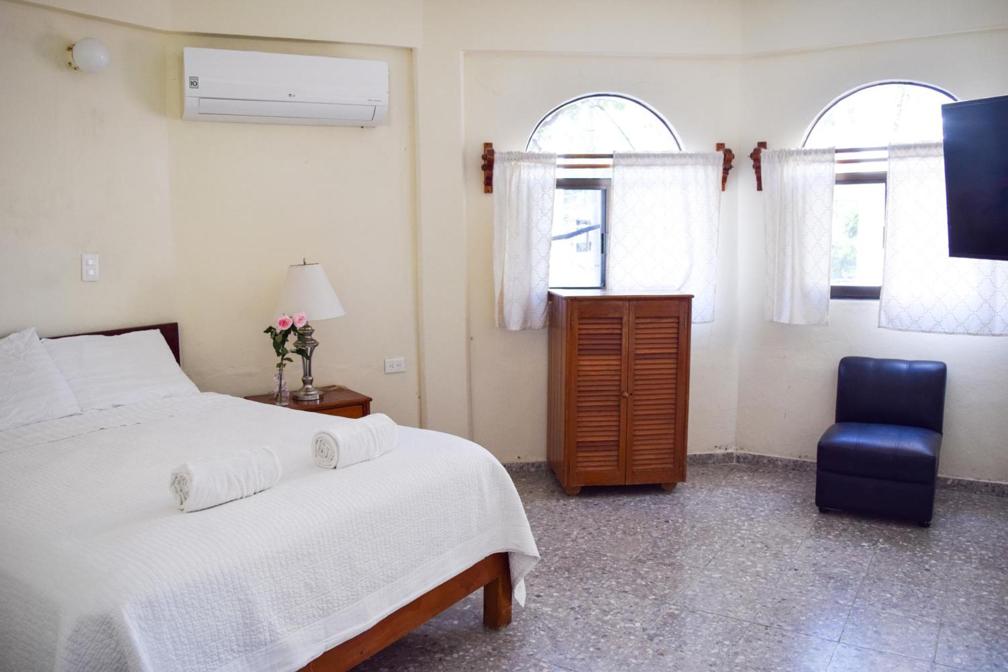 Boutique Delfin 5th Avenue Hotel