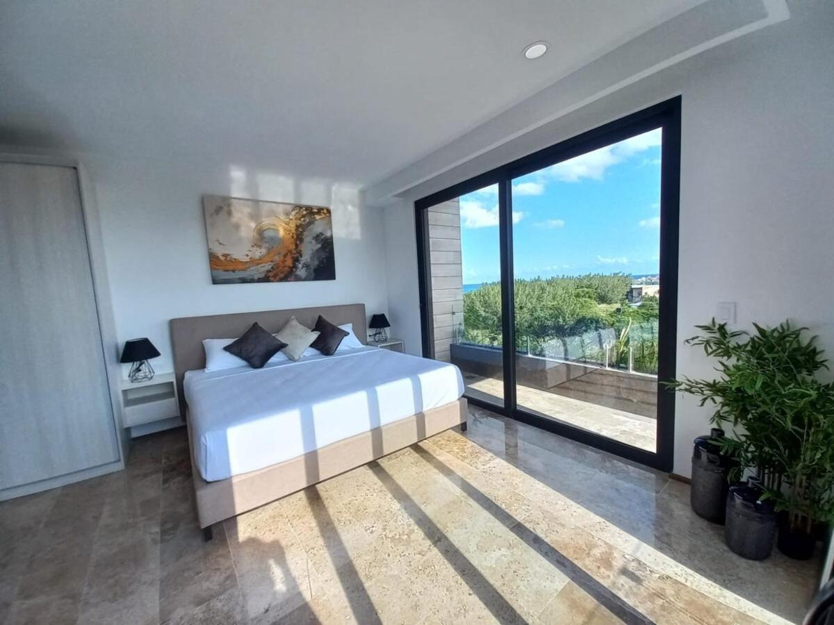 Pent House 1 Ocean View Bedroom Apartment