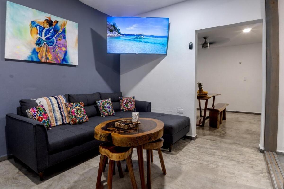 Casabella- Private Villa-6 Bed 6 Bath-beachwalk *