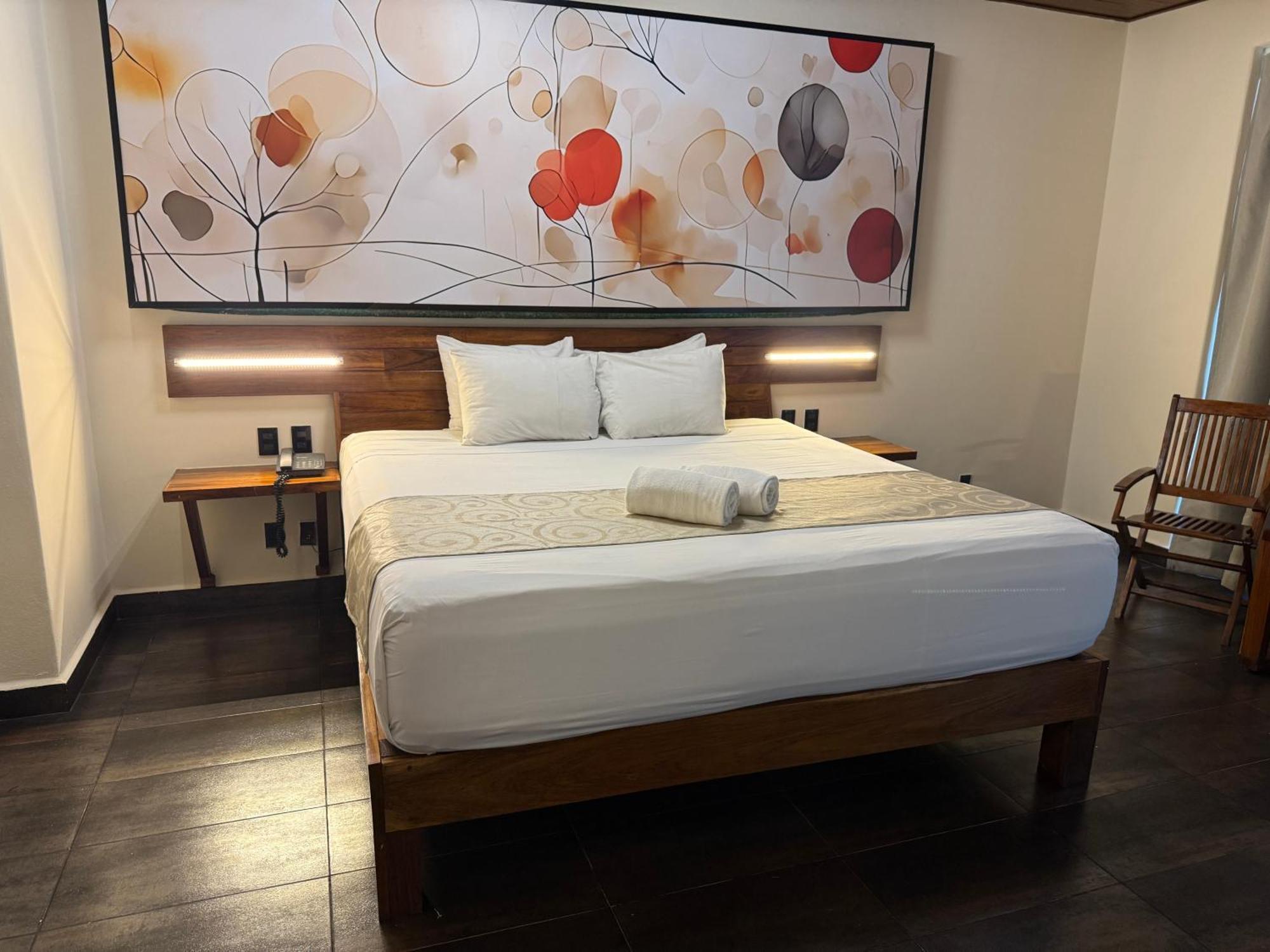 Kavia 5th Avenida (adults Only) 4*