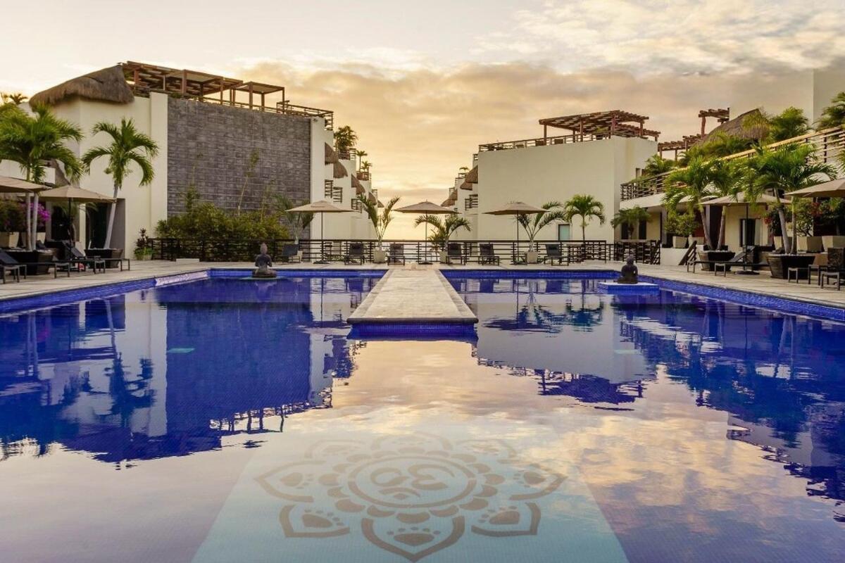 Aldea Thai Apartment *