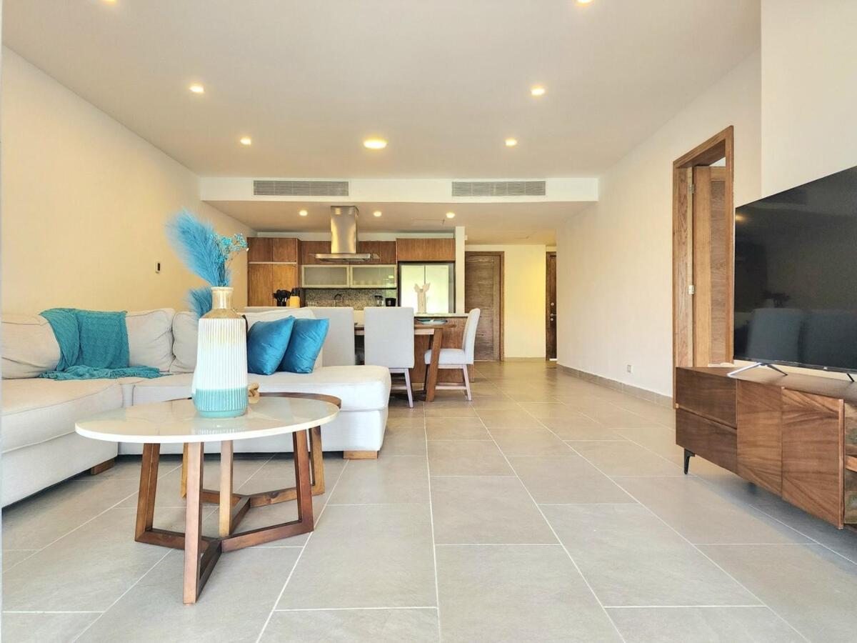 Luxury Swim-up And Private Club Apartment Playa del Carmen