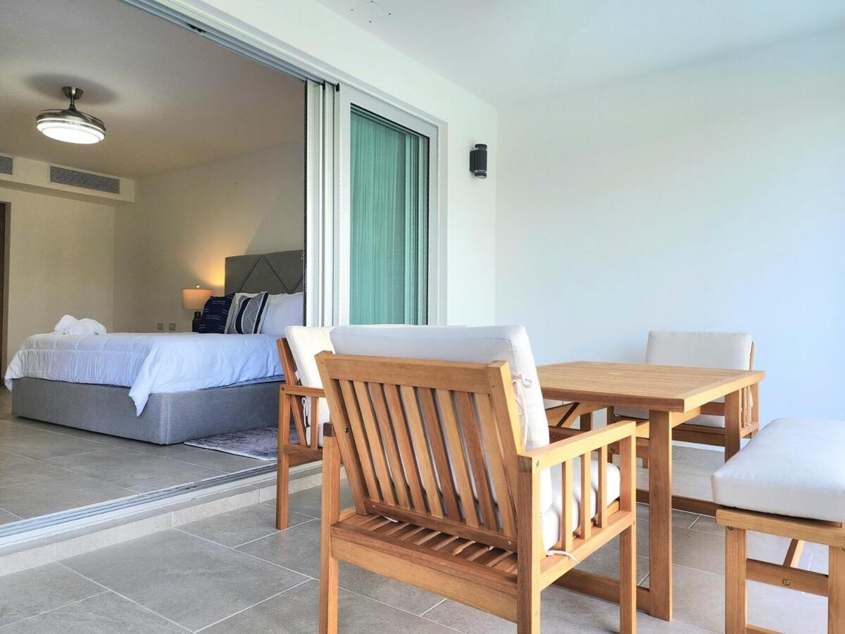 Luxury Swim-up And Private Club * Playa del Carmen