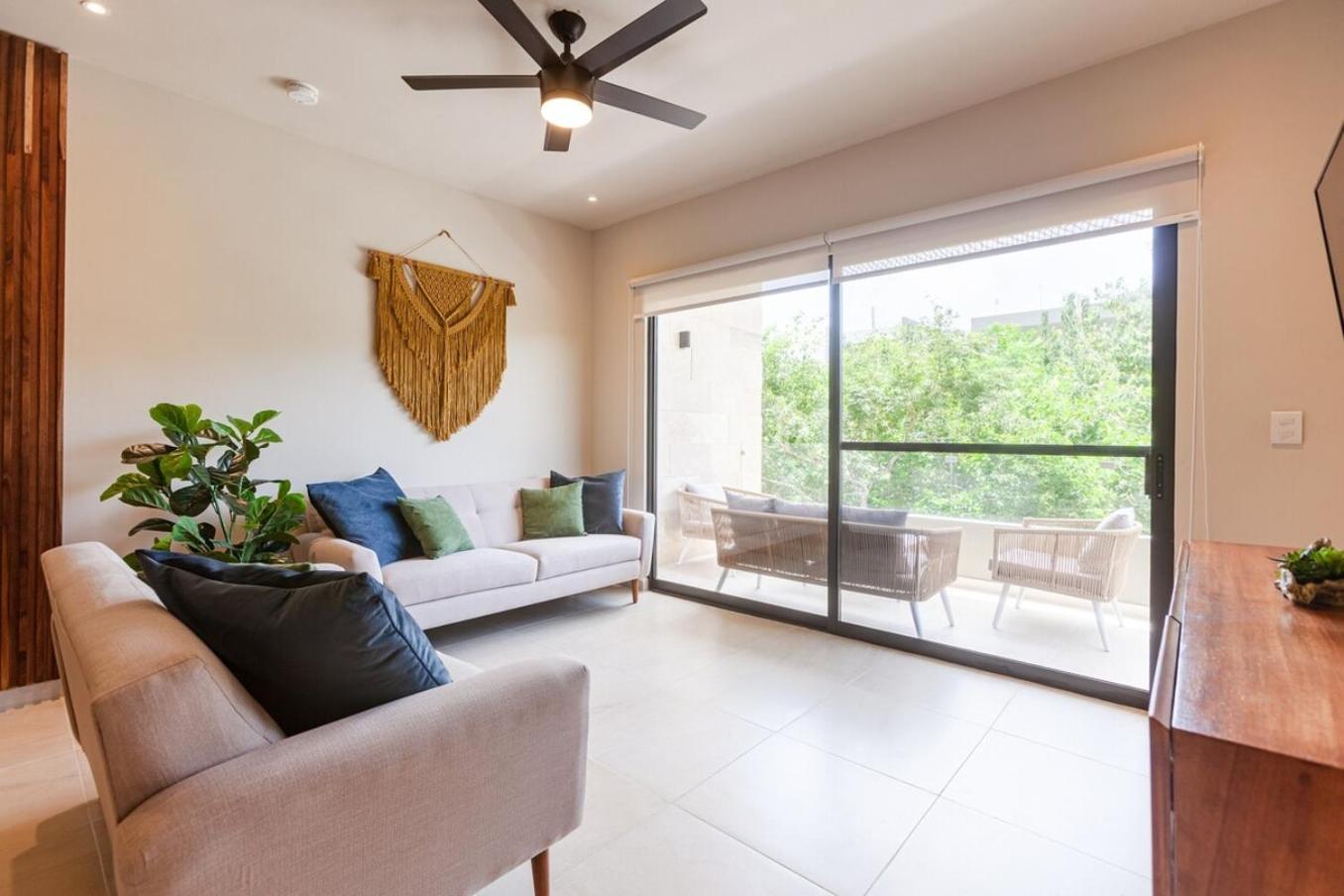 New! Families Paradise10mincaribbeanwifi 300mb Holiday home *