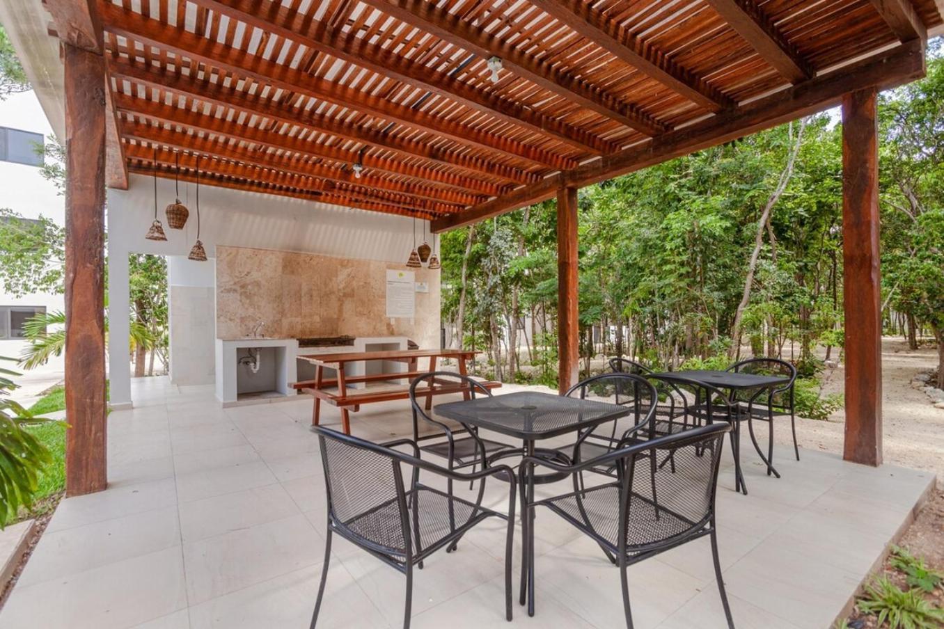 New! Families Paradise10mincaribbeanwifi 300mb Holiday home *
