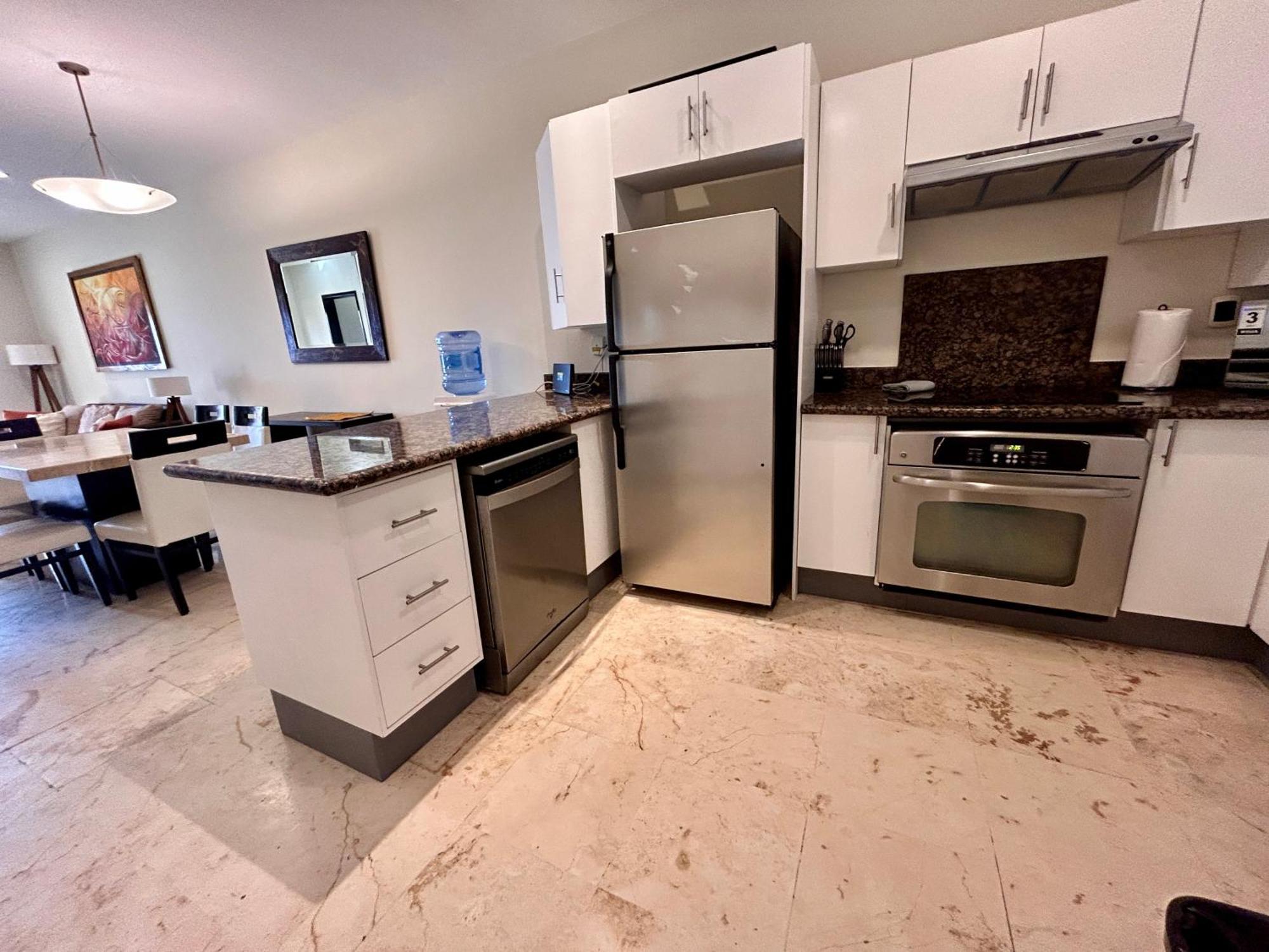 El Faro 402 Surf Ocean View 2 Bedroom * Playa del Carmen