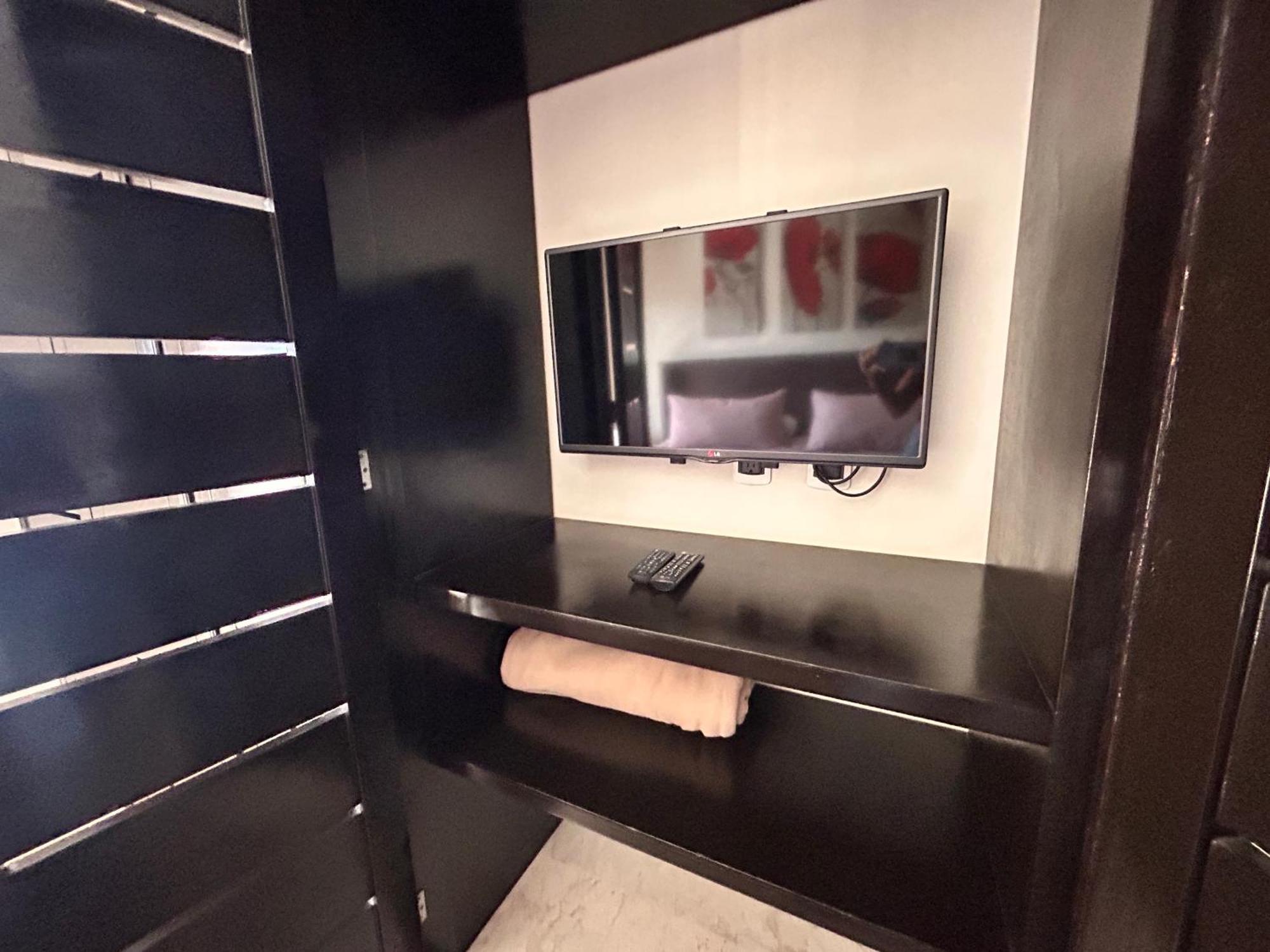 El Faro 402 Surf Ocean View 2 Bedroom * Playa del Carmen