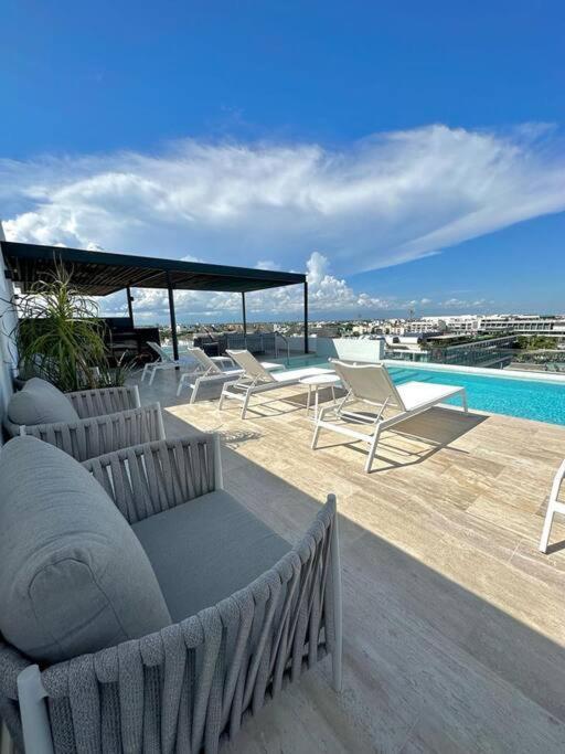 Cozy Modern View W/ Rooftop Pool & Gym - Agama 403 *