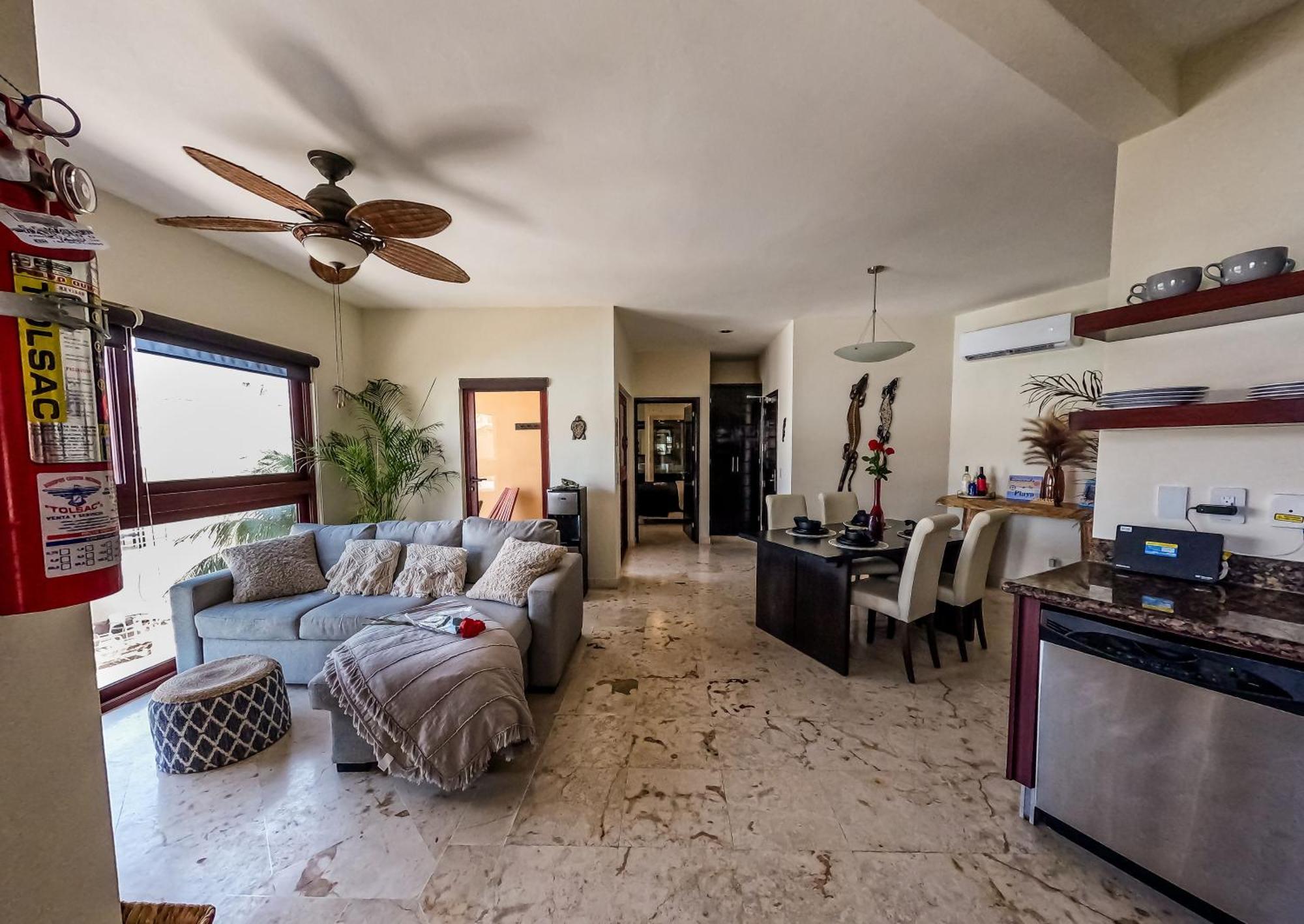 Beachfront Chic At El Faro Apartment Playa del Carmen