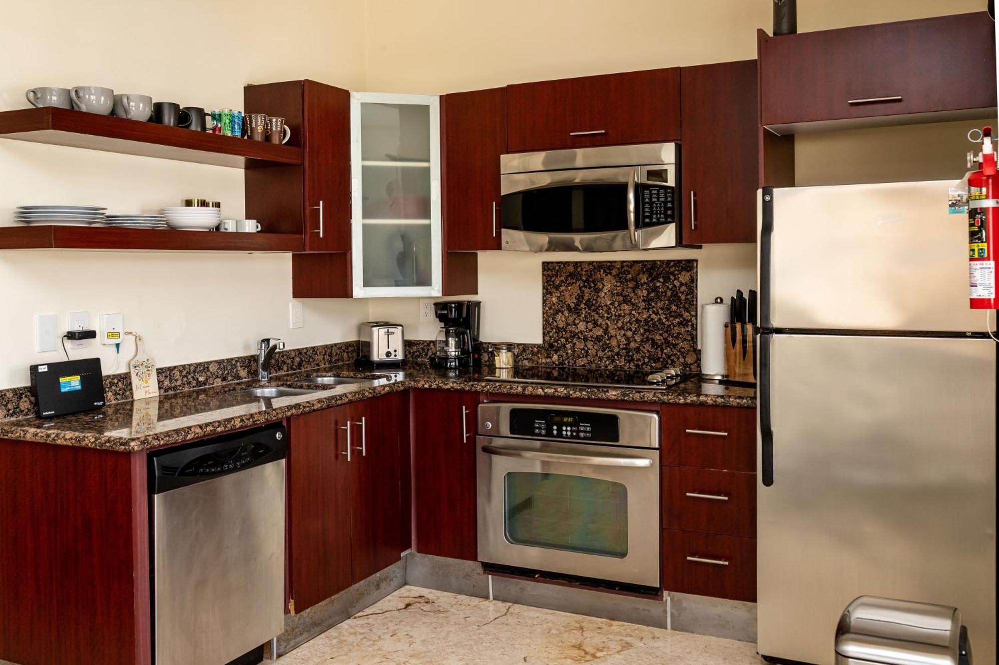 Apartment Beachfront Chic At El Faro *