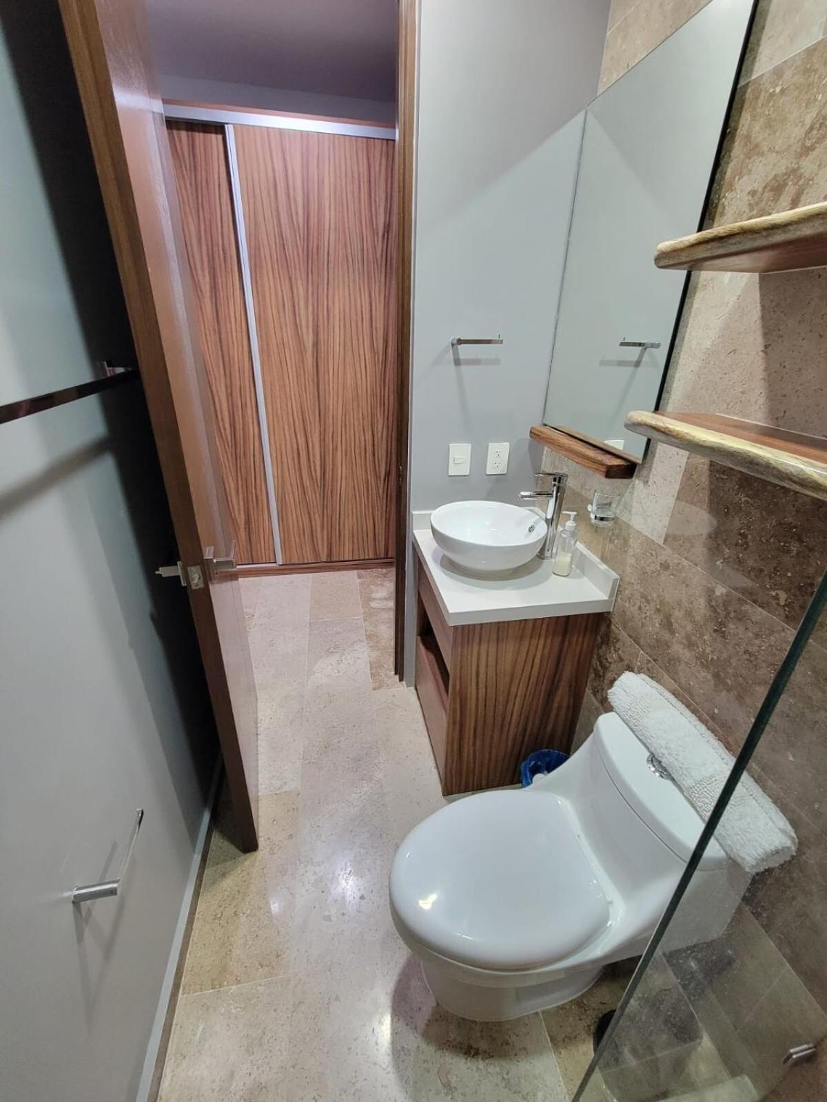 Căn hộ Stylish With Roof Ocean Views Near Mamitas And 5th Ave