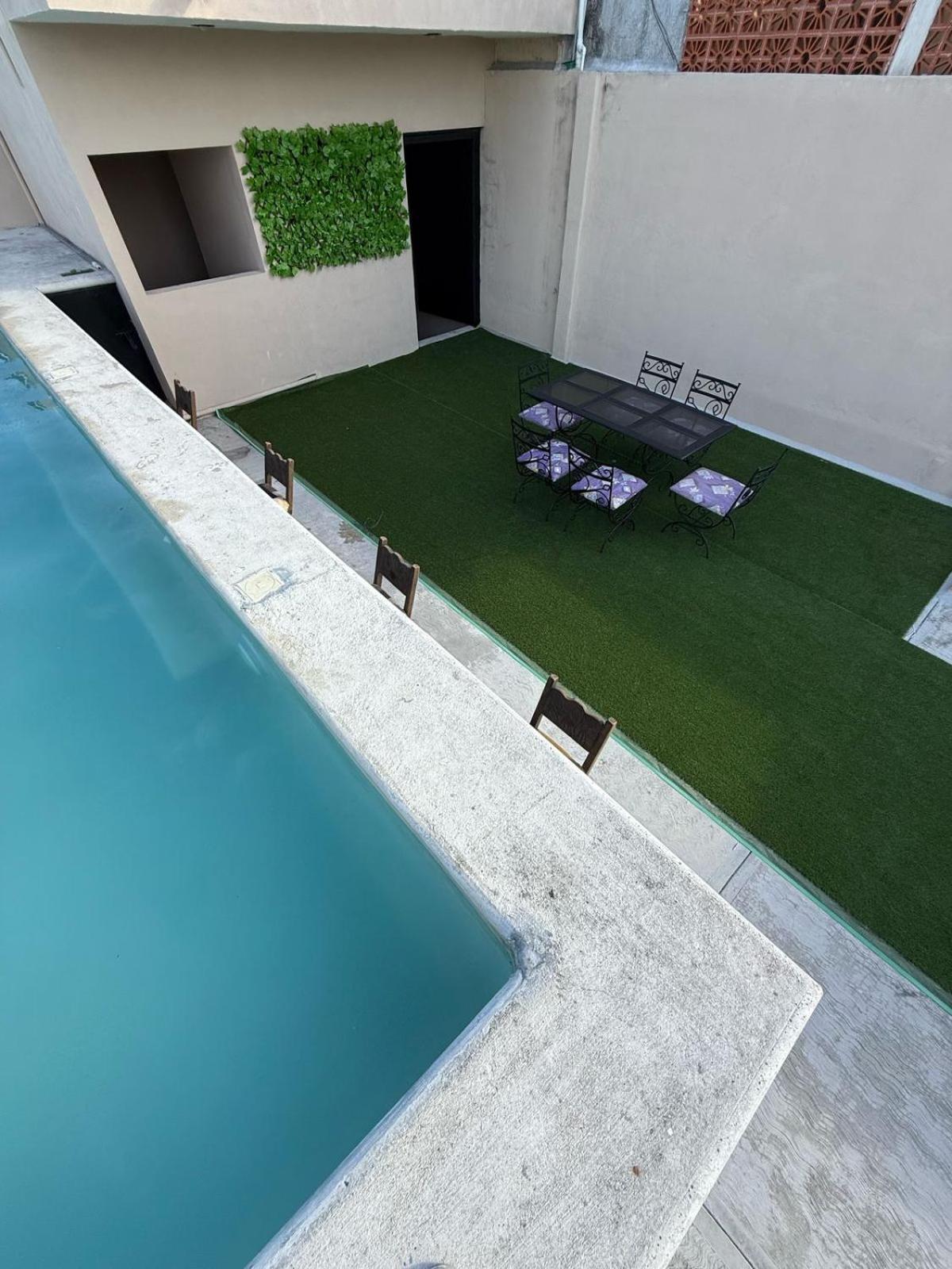 Torre 70, Departamento 10 Apartment
