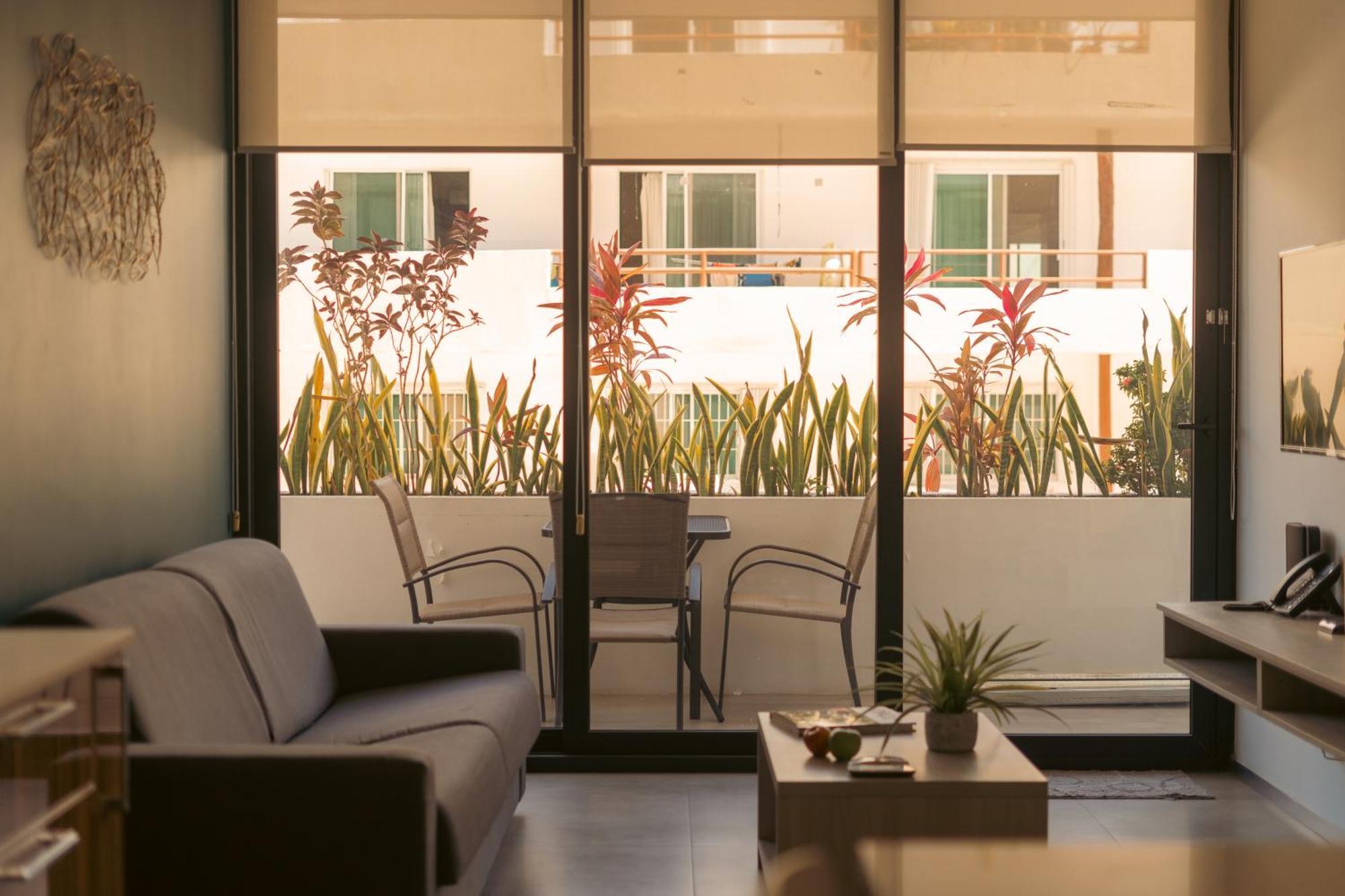 Apartamento 1br Luxury Loft - 2 Pools - Gym -near *