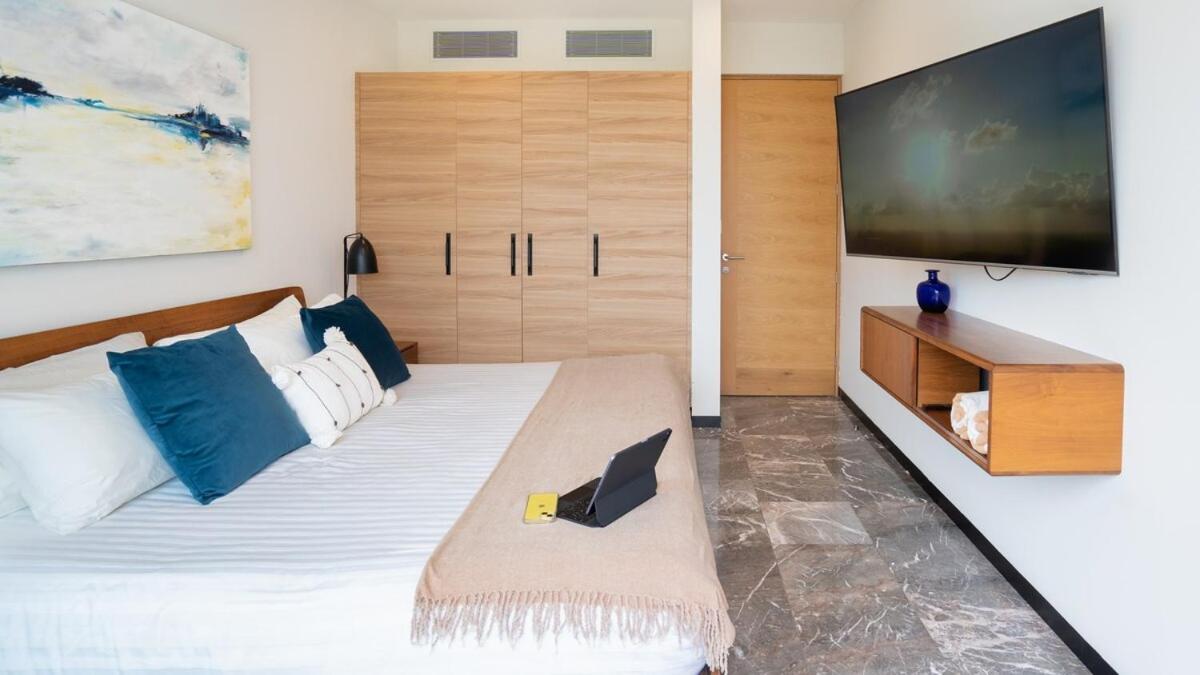 Apartamento Beachfront Roof Pool 5th Ave 2 Blocks Gym Playa del Carmen