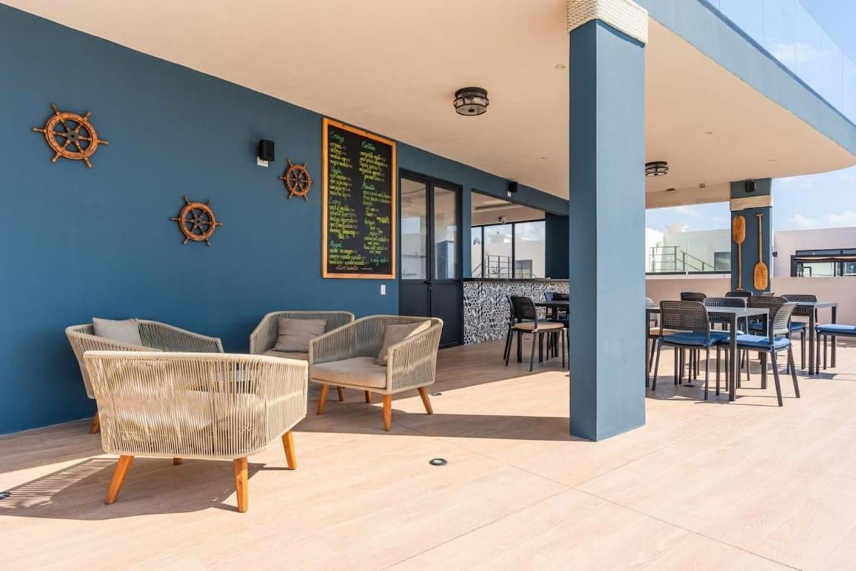 Holiday home Luxury Room, Ocean View From Balcony And Rooptop