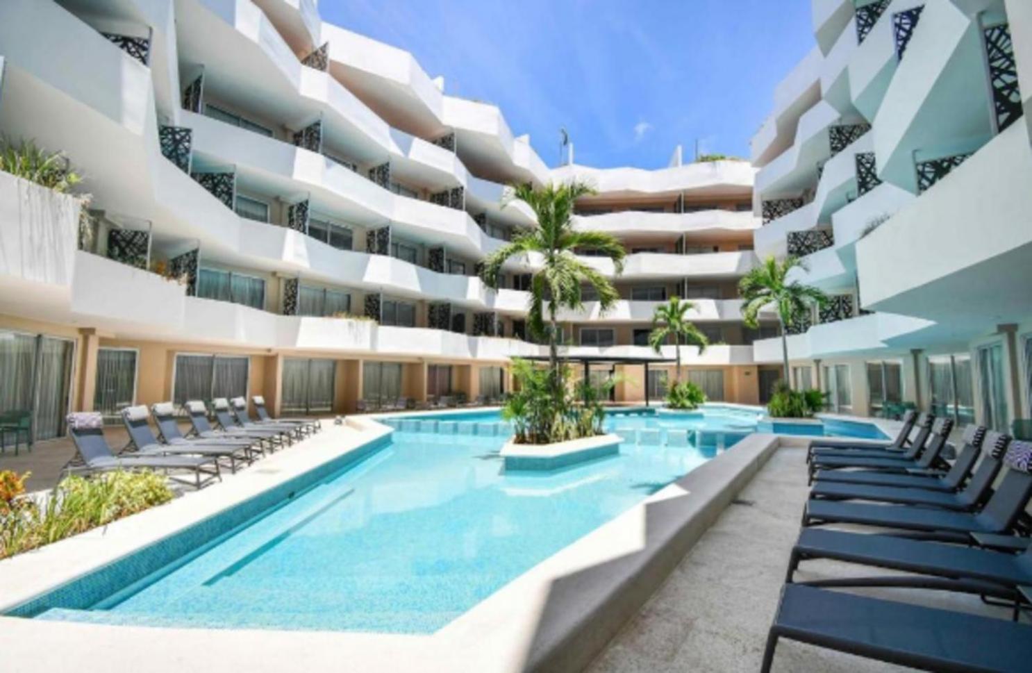 Gallery Playa del Carmen