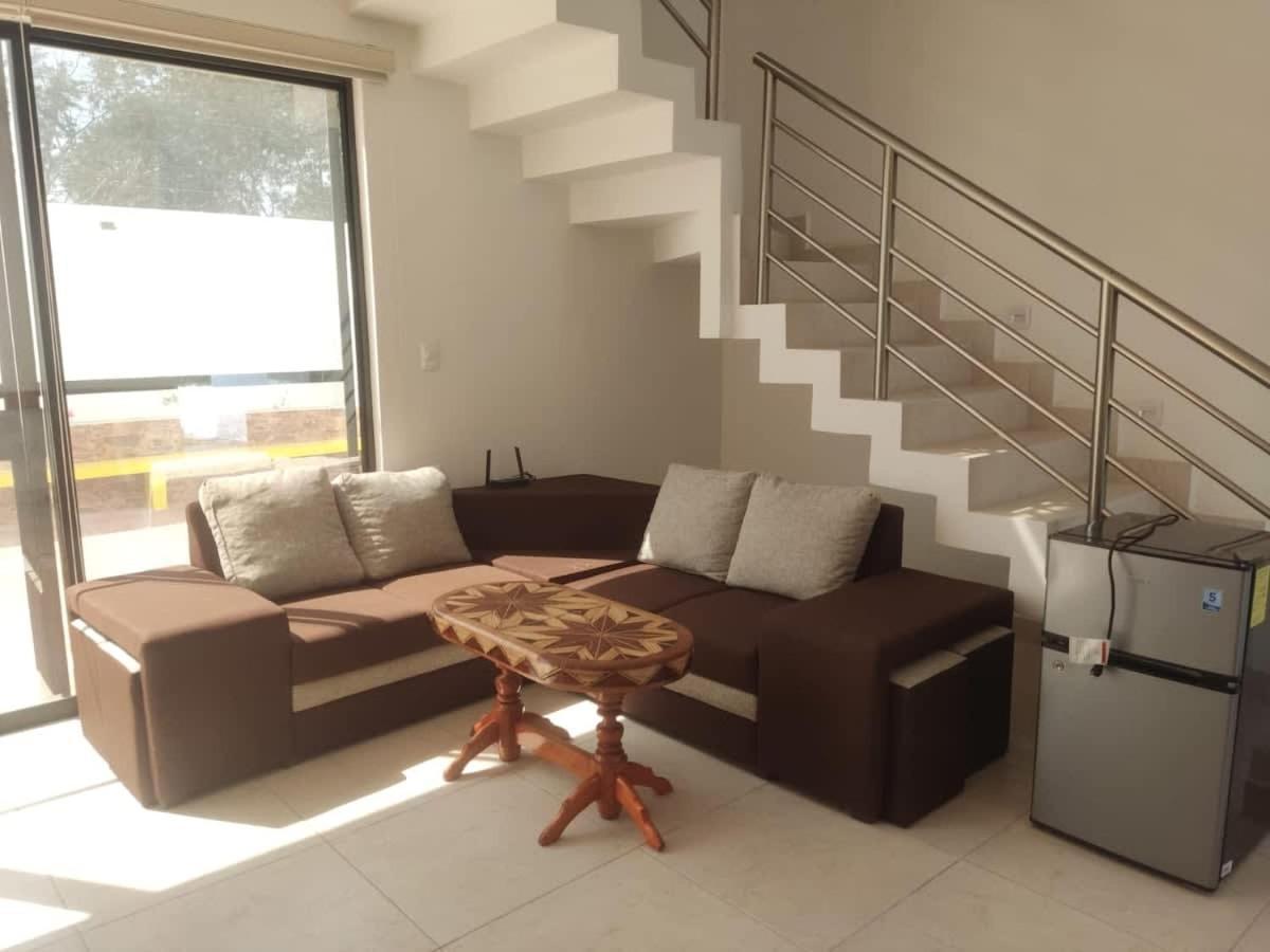 Nueva 3 Pisos En Holiday home