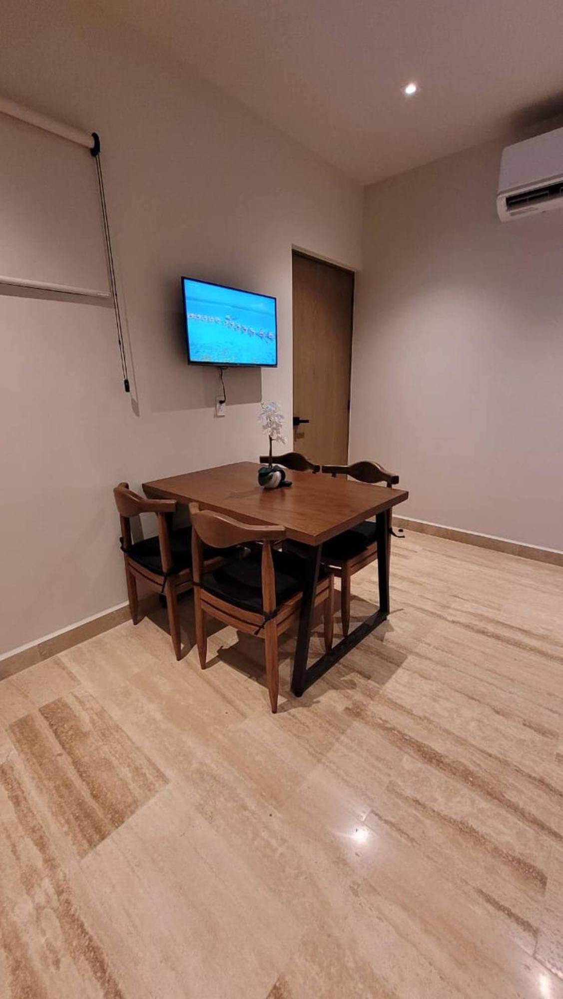 Apartamento Luxury 1br In Pdc, Steps From Playa del Carmen