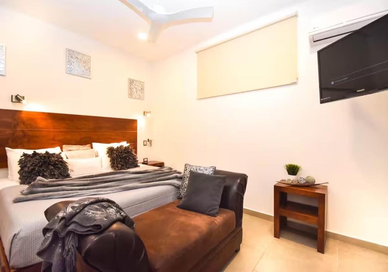 Pearl, 5 Minutes Walk To The Private Pousada Playa del Carmen
