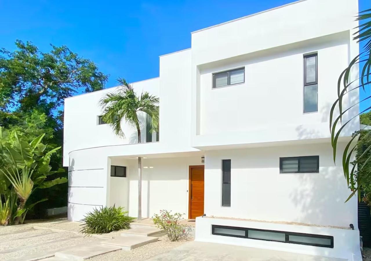 Pearl, 5 Minutes Walk To The Private Pousada *