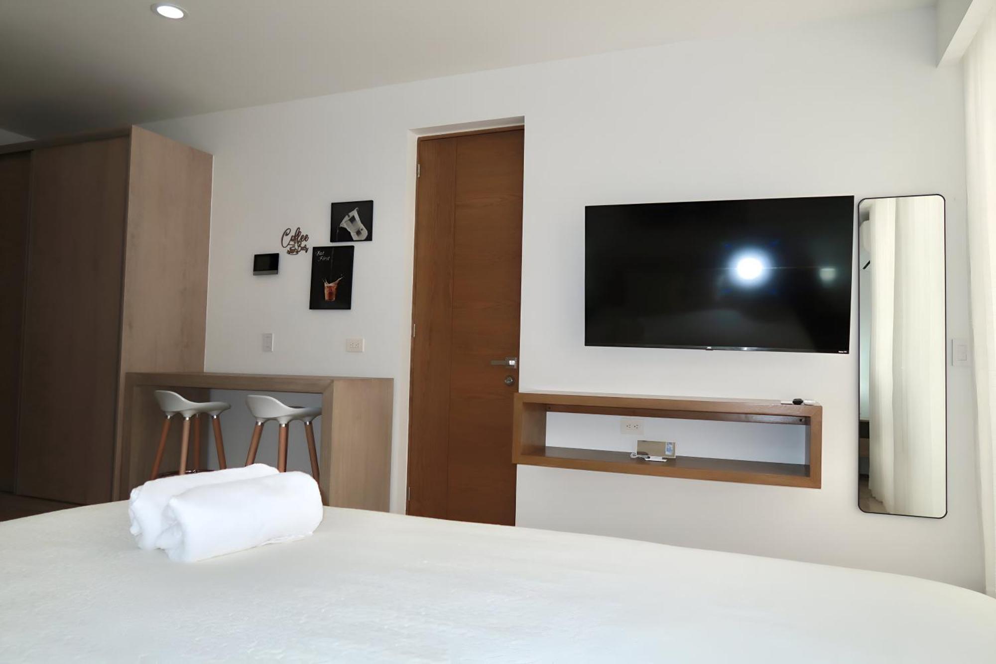 Apartment Modern Refuge Just Steps From 5th Avenue Playa del Carmen