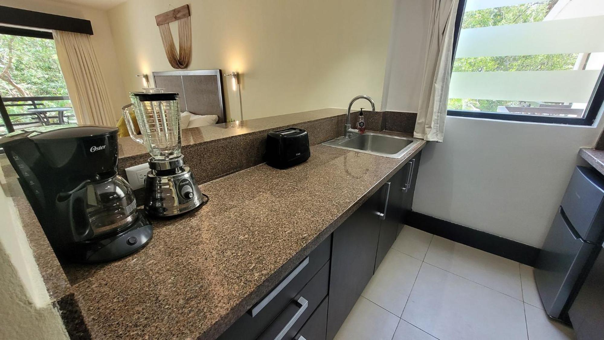 Apartamento Very Good Vibes In Pdc, Steps From Playa del Carmen