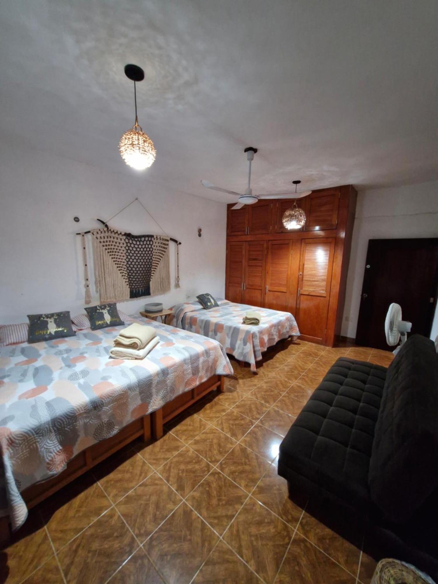 Holiday home Casa 18 Personas Con Ac, Cocina Y A 10 Min De La Playa Playa del Carmen