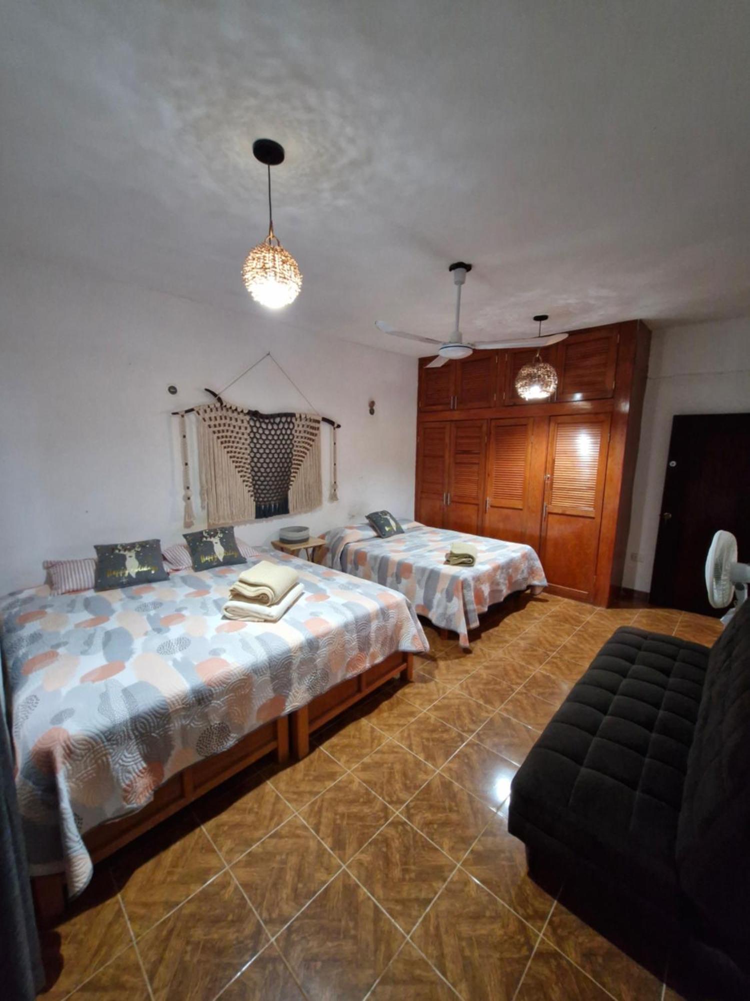 Casa 18 Personas Con Ac, Cocina Y A 10 Min De La Playa *