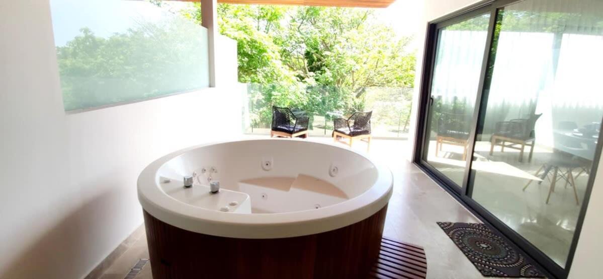 Next To The Beautiful 2 Bedroom Apartamento Playa del Carmen