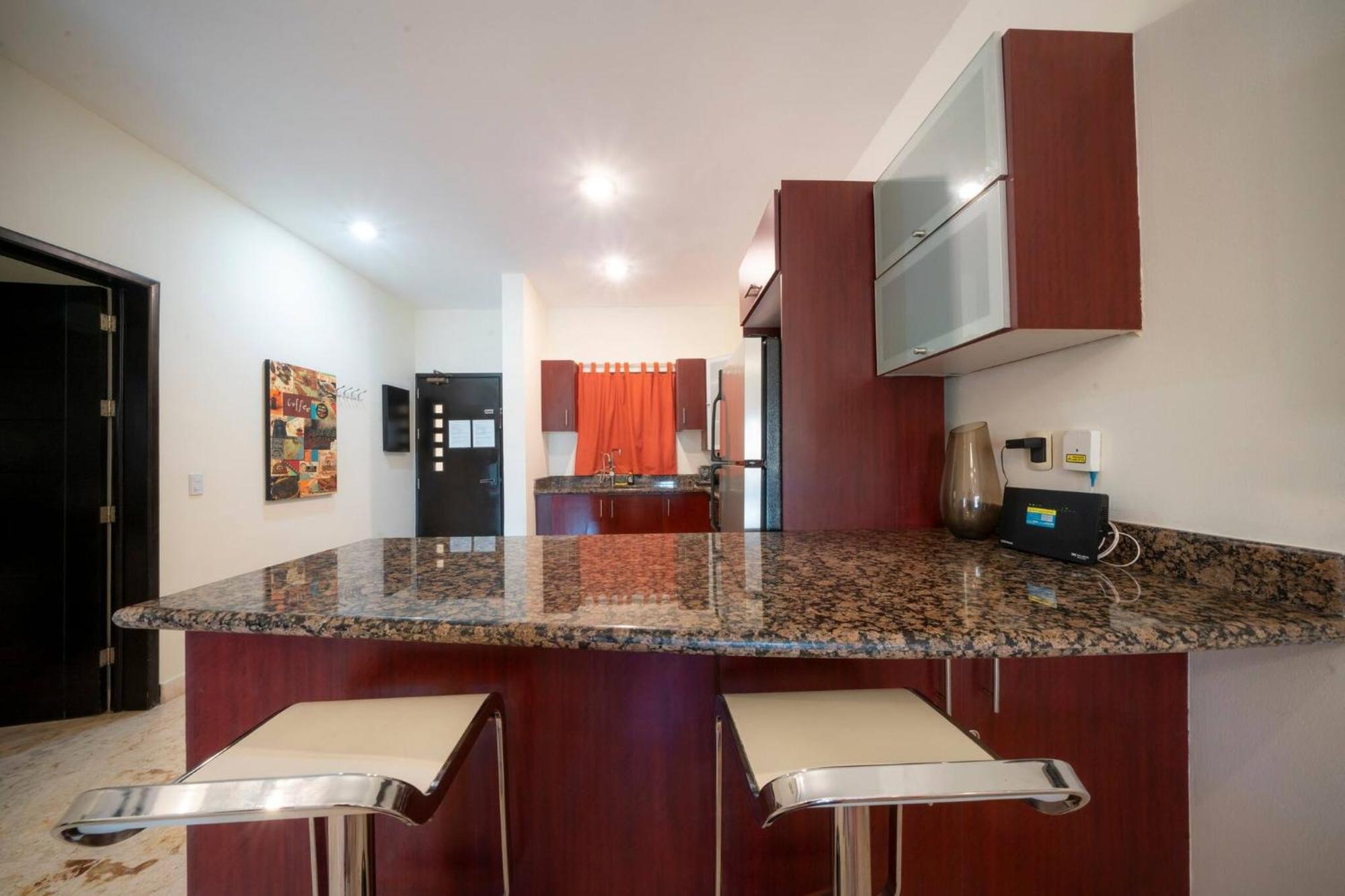 Holiday home Surf 301 - Luxury Oceanview Beachfront With Gym - At El Faro
